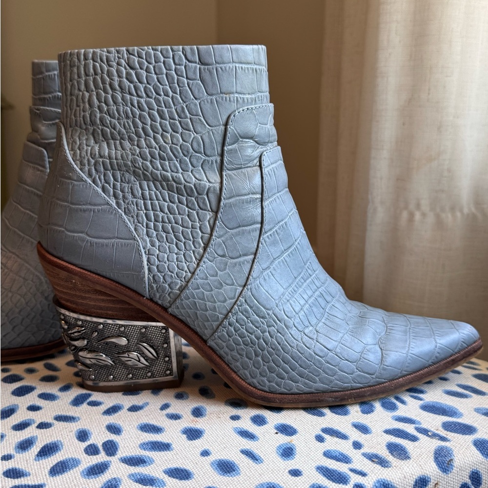 Gianni Bini Blue Croc-Embossed Ankle Boots